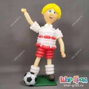 Фигура Футболист из шаров