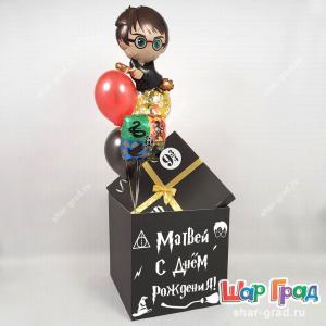 Коробка сюрприз с фонтаном маленького мага на метле
